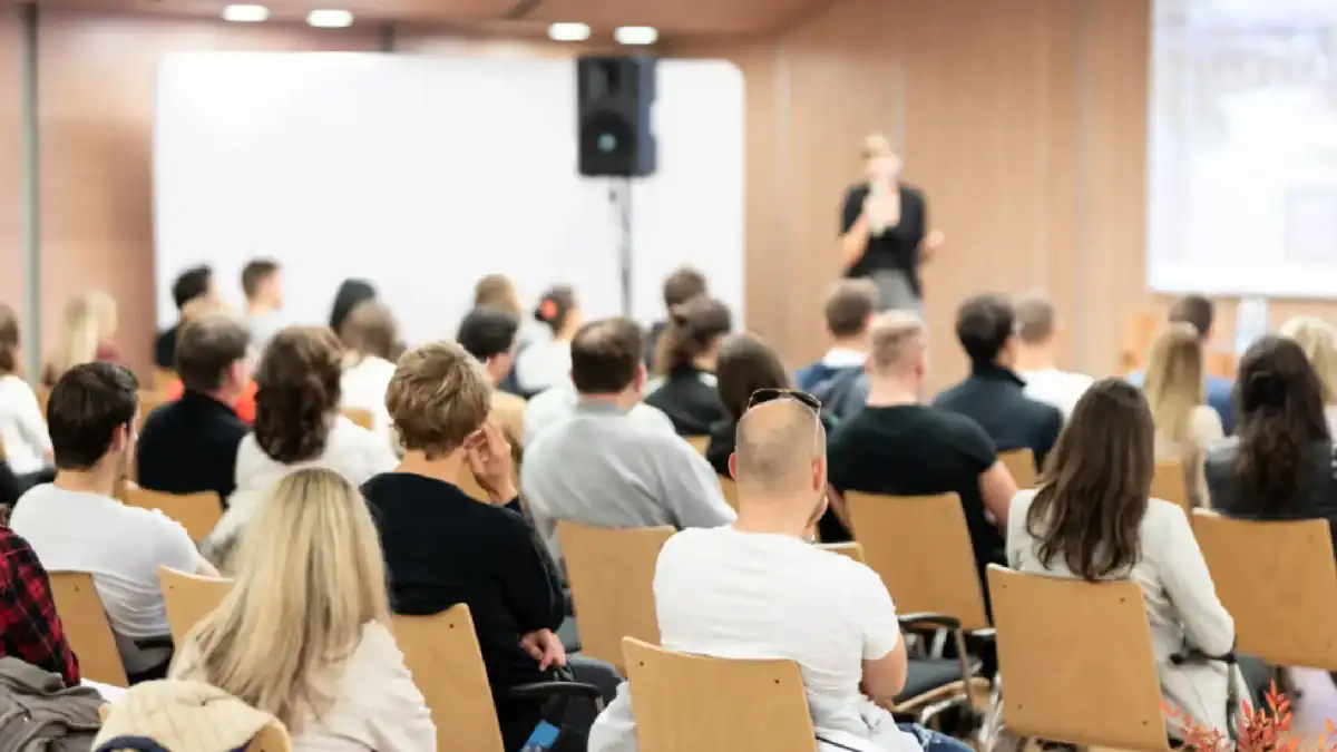 Assistive Tech for Speakers with Hearing Loss